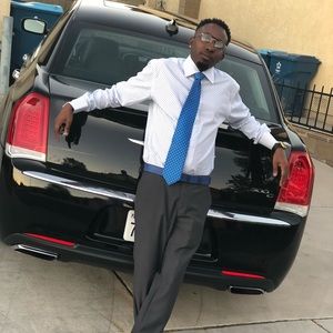 Meet your Posher, Derrick